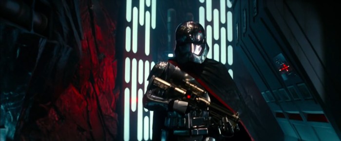 Chrome Trooper Star Wars: The Force Awakens Trailer 2