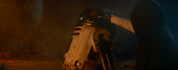 Star Wars The Force Awakens Final Trailer #3 R2-D2 and Luke Skywalker Metal Hand